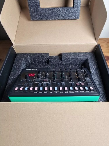 Roland aira compact tweak - s-1,
